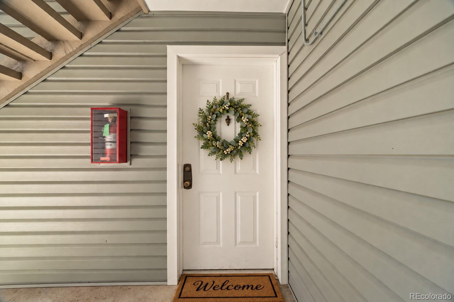 MLS Image #2 for 923 s zeno way,aurora, Colorado