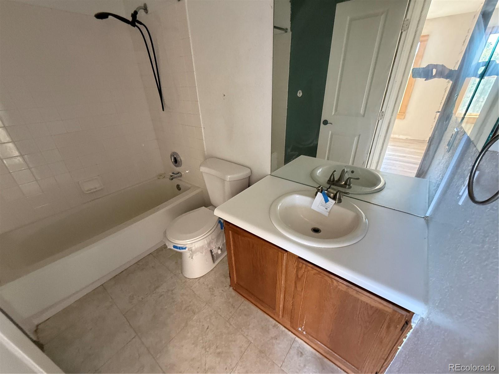 MLS Image #18 for 2806 s danube street,aurora, Colorado