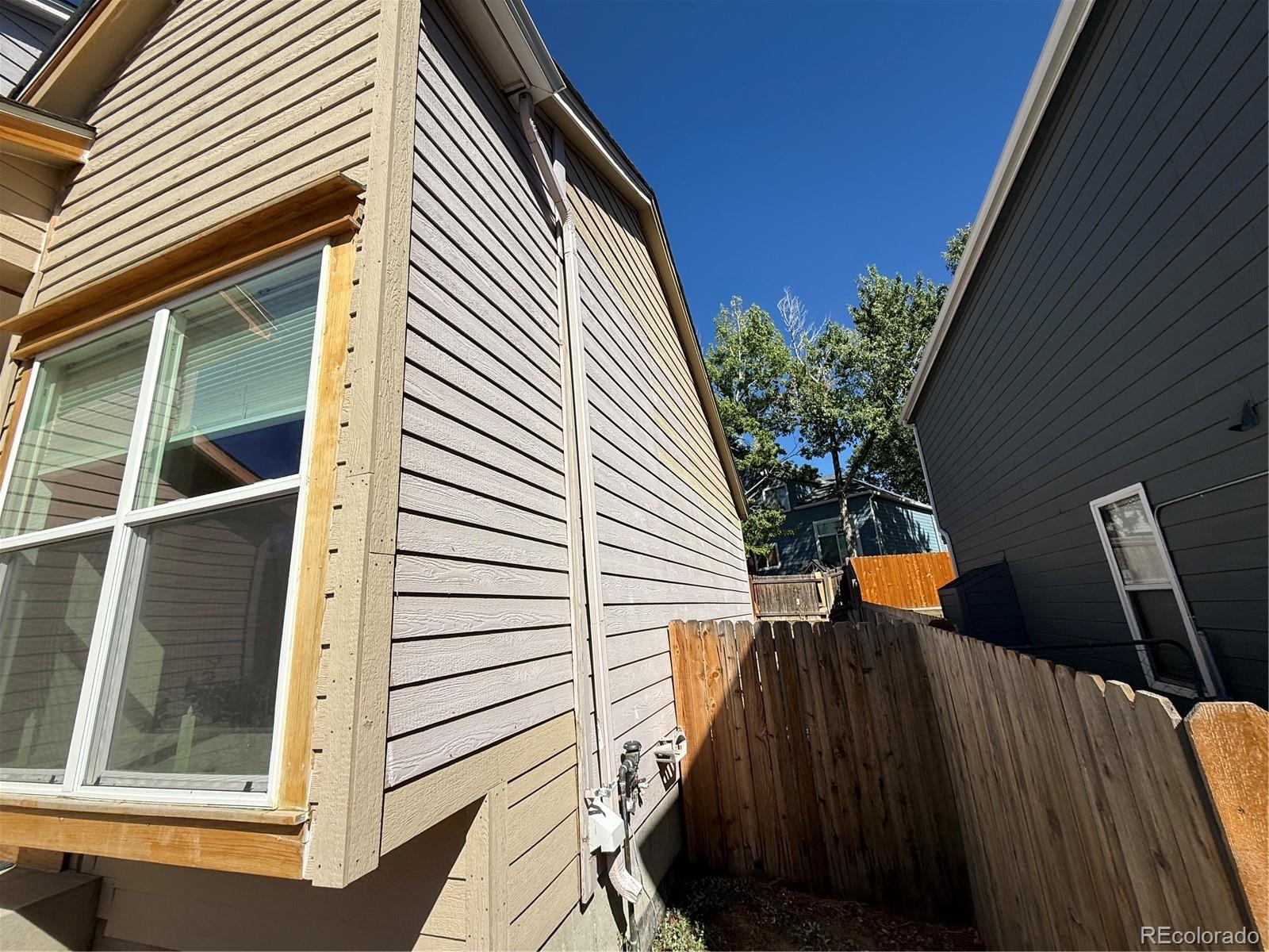 MLS Image #2 for 2806 s danube street,aurora, Colorado