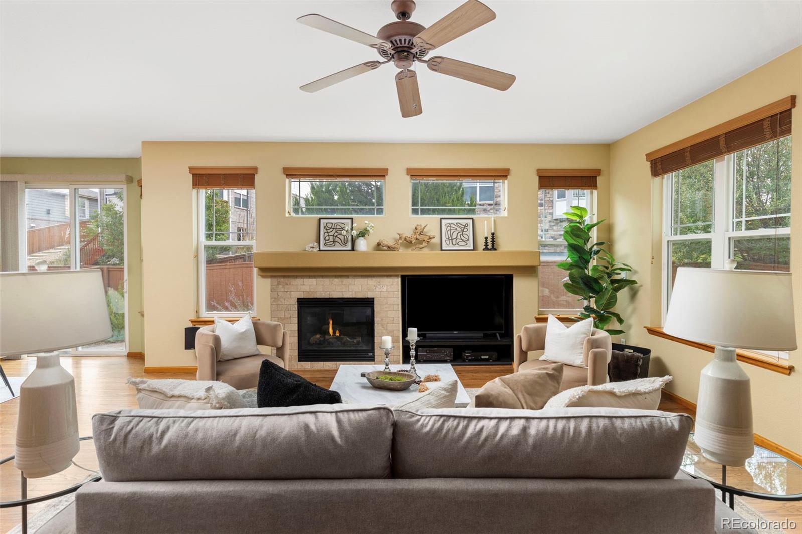 MLS Image #10 for 5344 s haleyville street,aurora, Colorado
