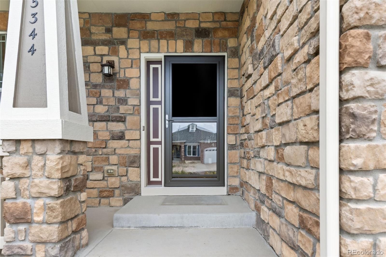 MLS Image #4 for 5344 s haleyville street,aurora, Colorado