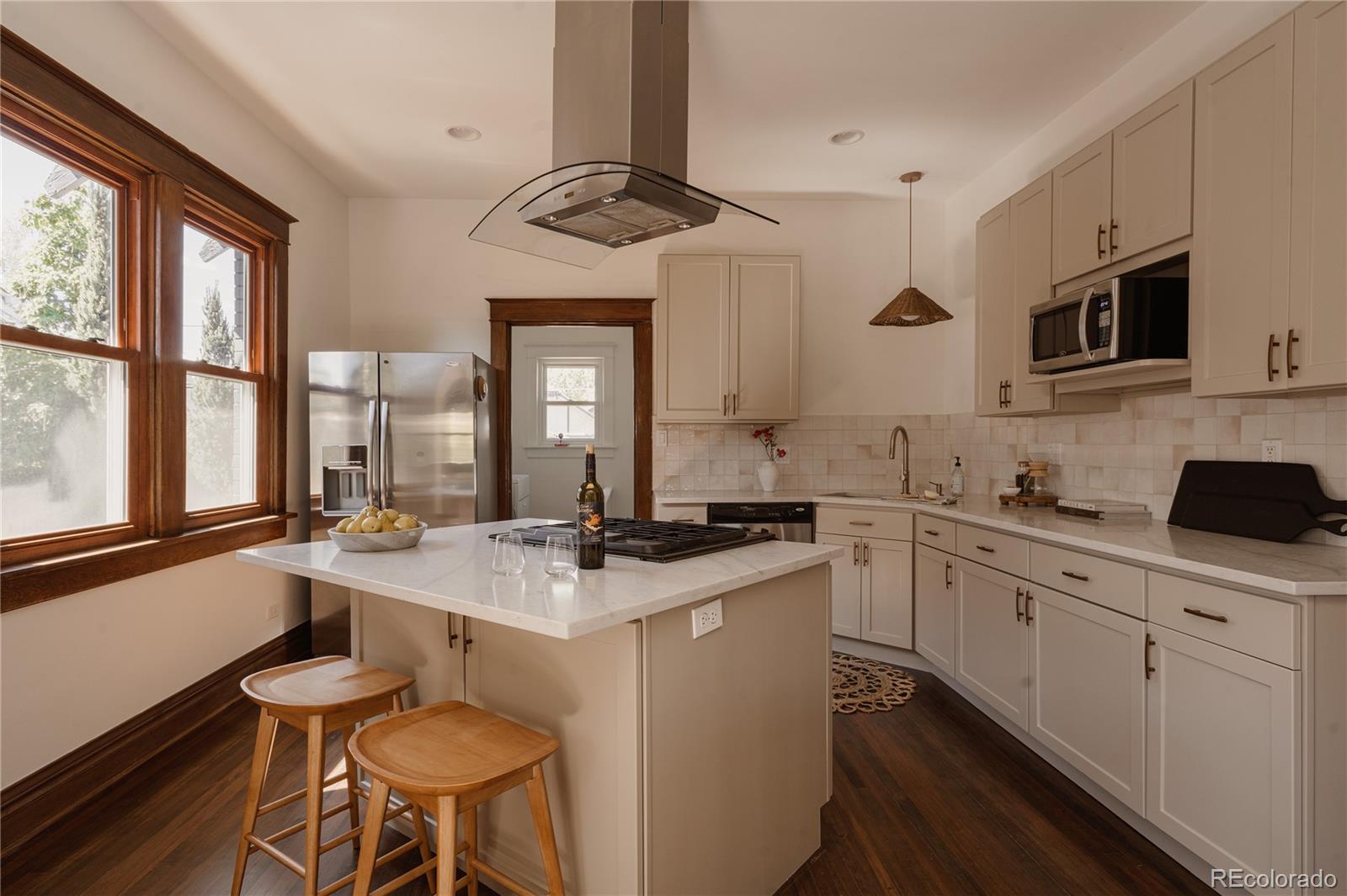 MLS Image #10 for 1521  meade street,denver, Colorado