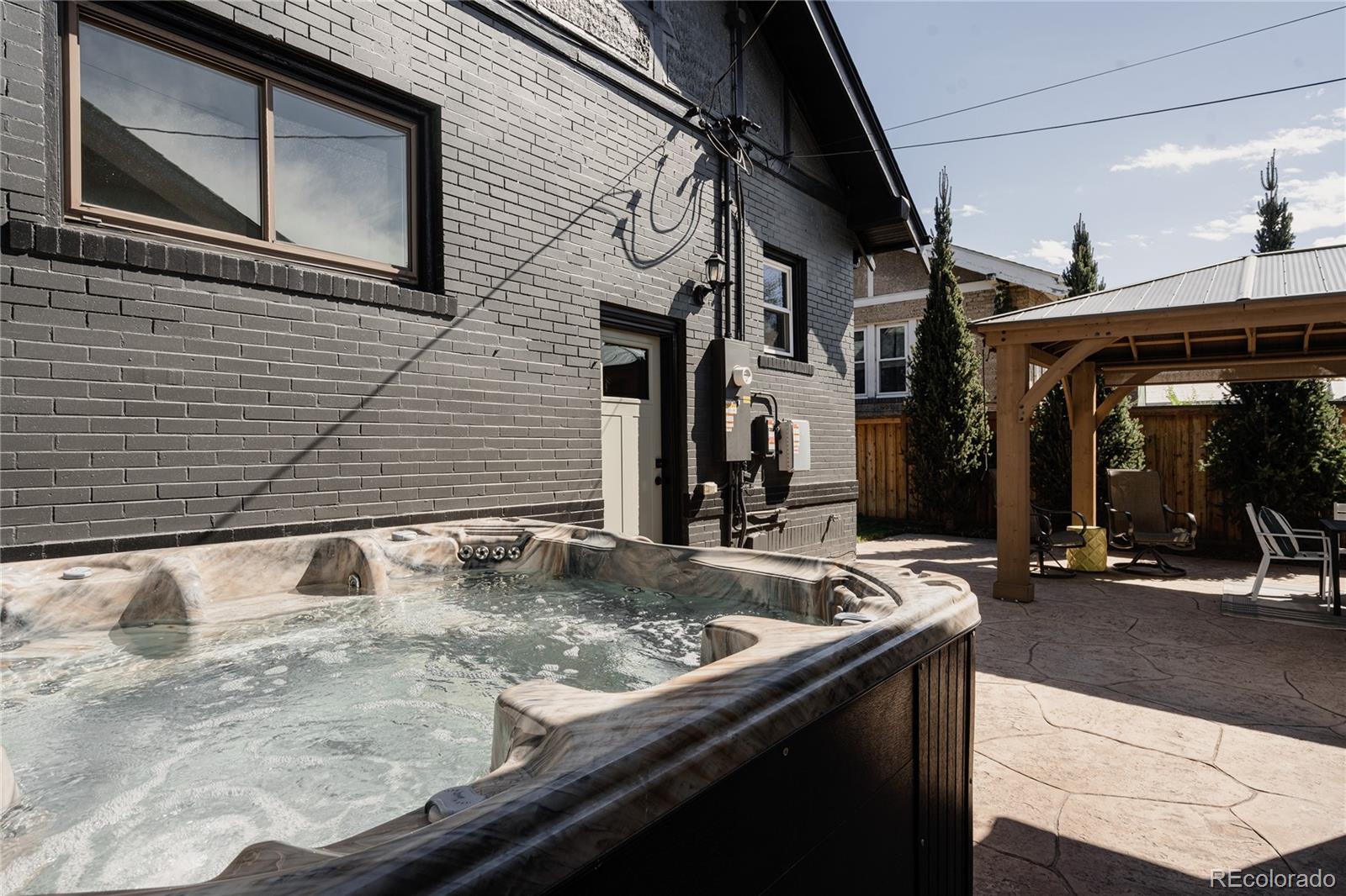 MLS Image #38 for 1521  meade street,denver, Colorado