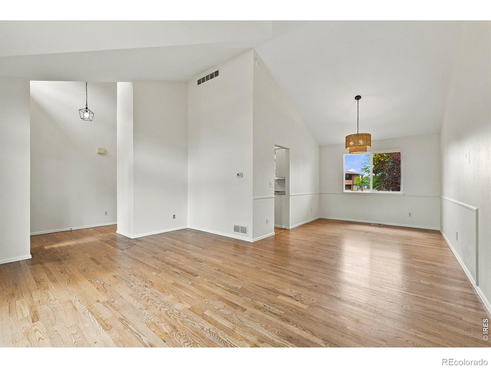 MLS Image #3 for 915 w chestnut circle,louisville, Colorado