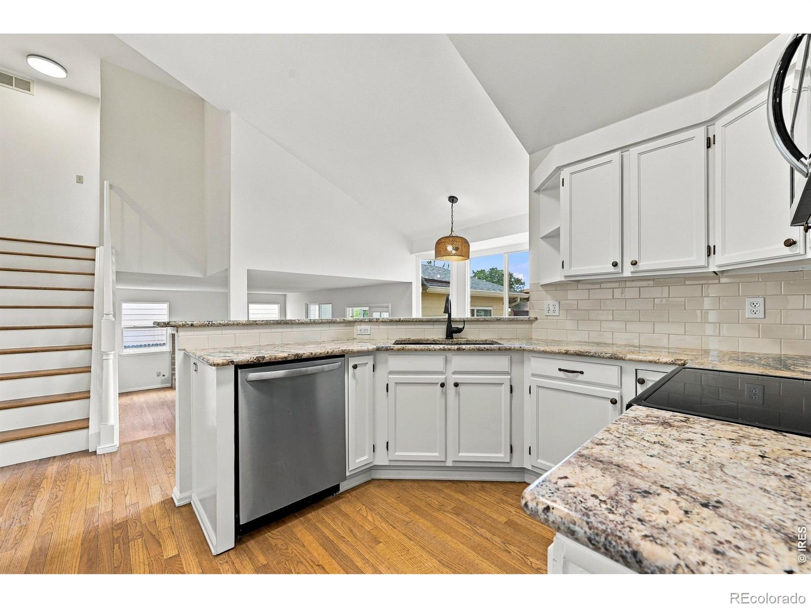MLS Image #7 for 915 w chestnut circle,louisville, Colorado