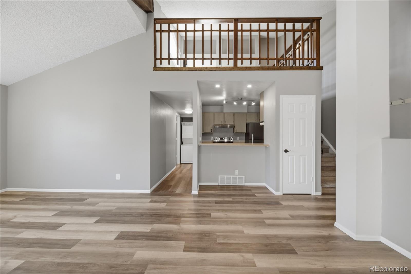 MLS Image #11 for 6565 e arizona avenue,denver, Colorado