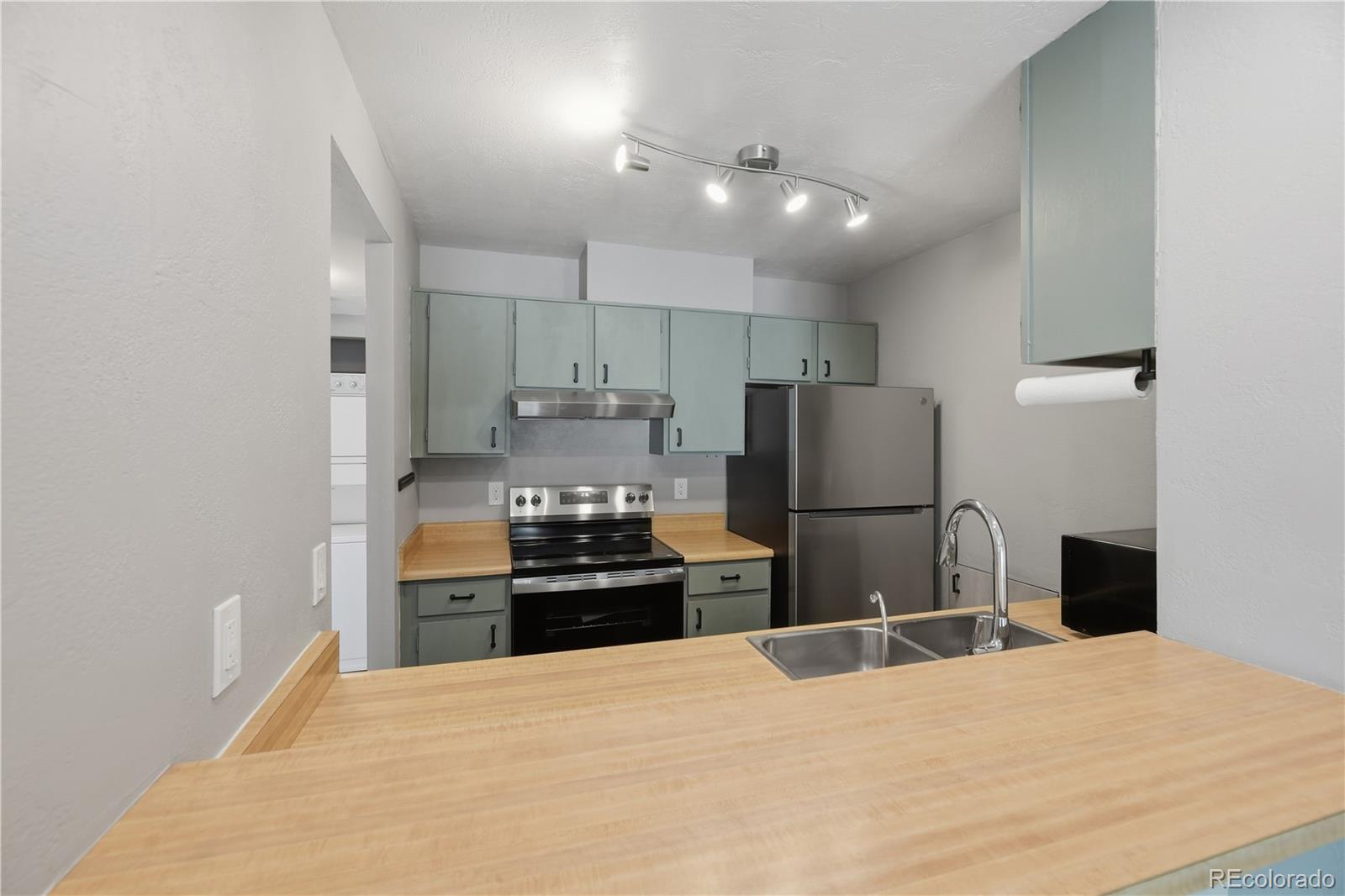MLS Image #12 for 6565 e arizona avenue,denver, Colorado