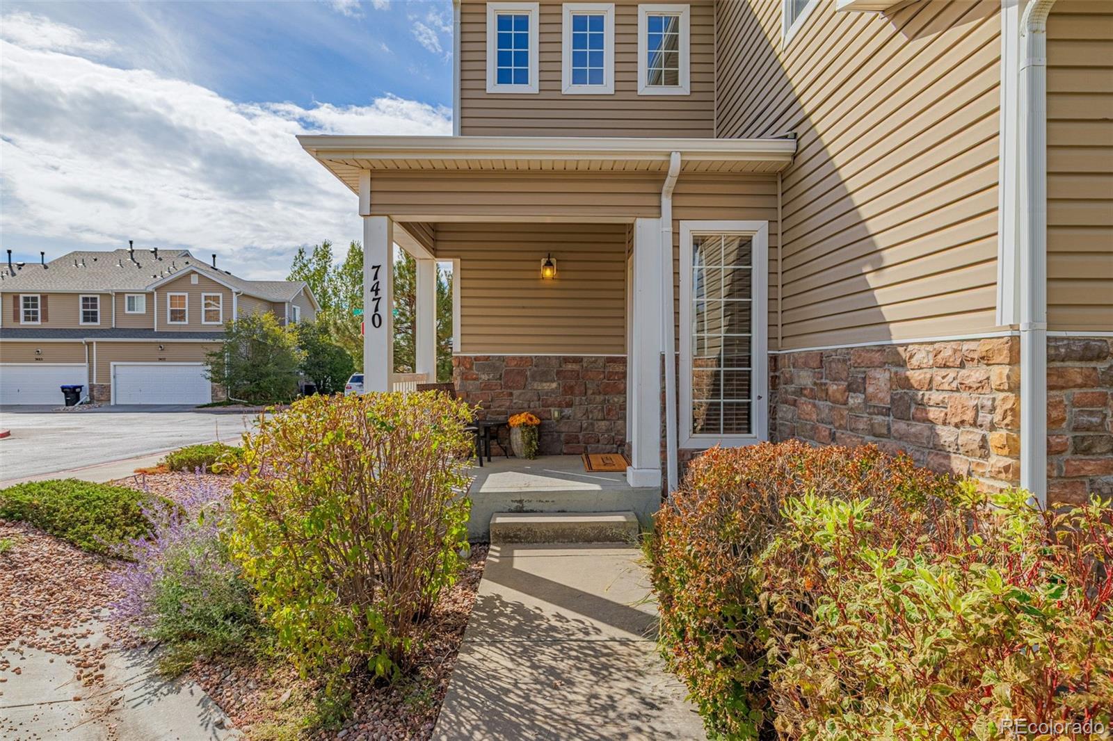 MLS Image #2 for 7470  sandy springs point,fountain, Colorado