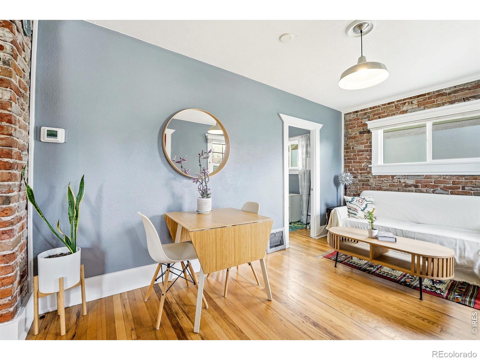 MLS Image #3 for 1866 s lincoln street,denver, Colorado