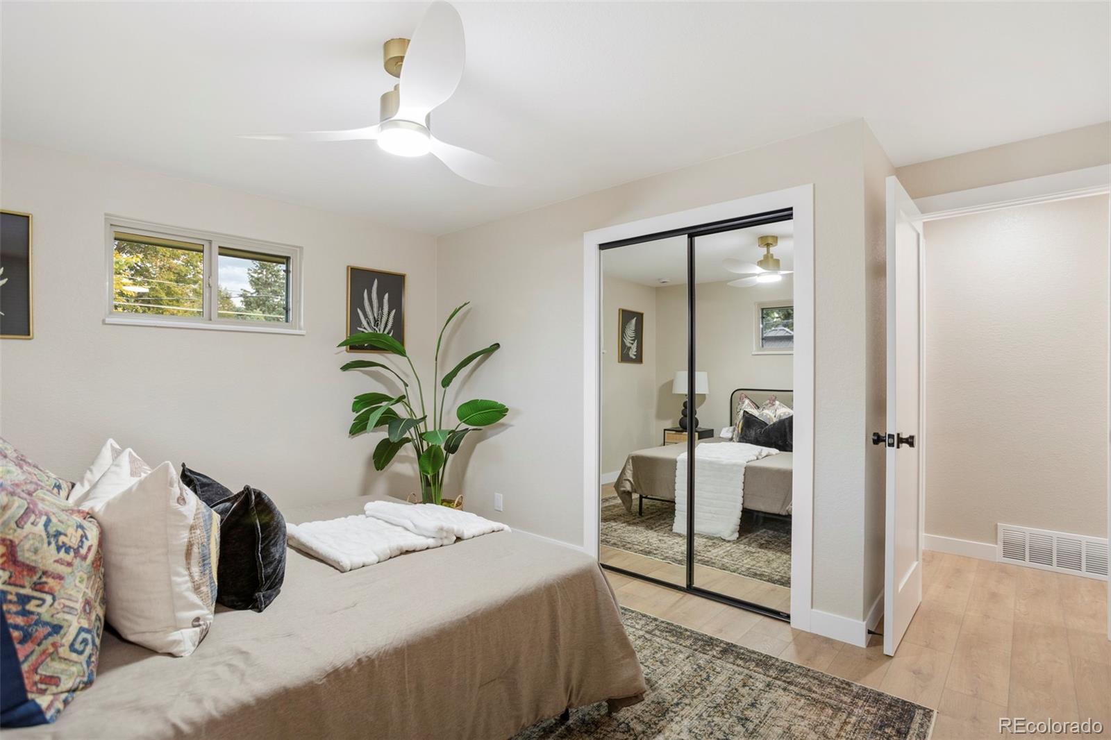MLS Image #13 for 2546  moore street,lakewood, Colorado