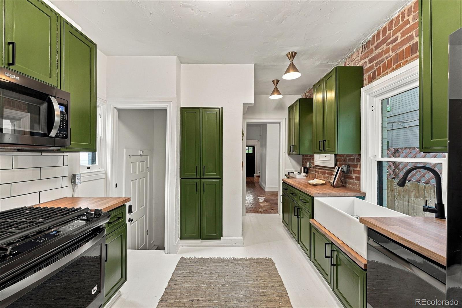 MLS Image #13 for 2130 n gilpin street,denver, Colorado