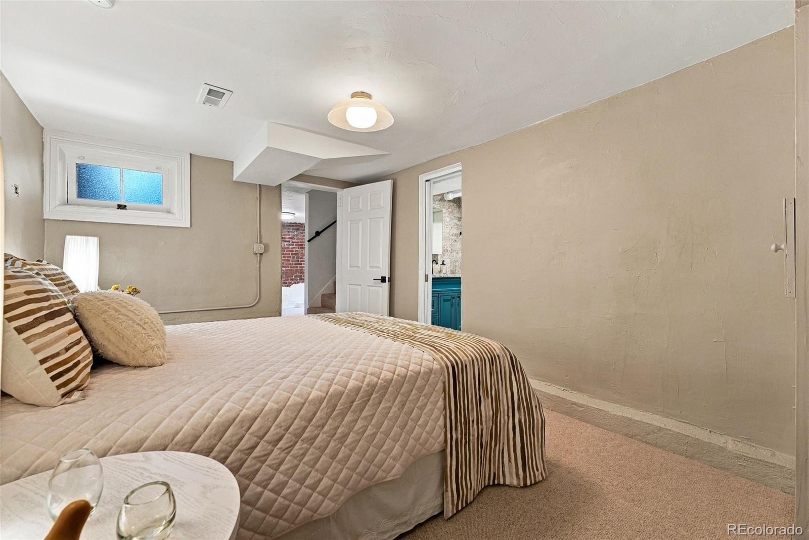 MLS Image #27 for 2130 n gilpin street,denver, Colorado