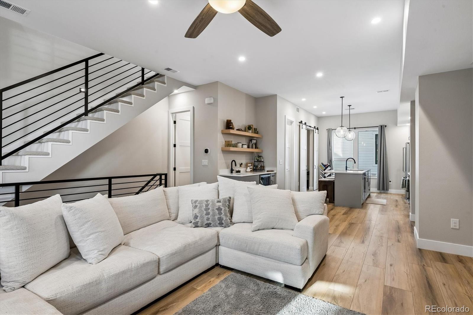MLS Image #10 for 8260 e 36th avenue,denver, Colorado