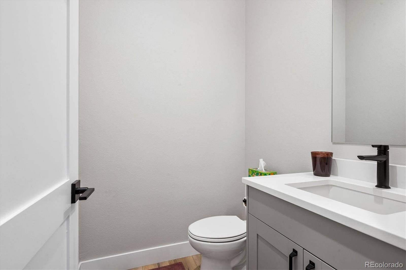 MLS Image #13 for 8260 e 36th avenue,denver, Colorado