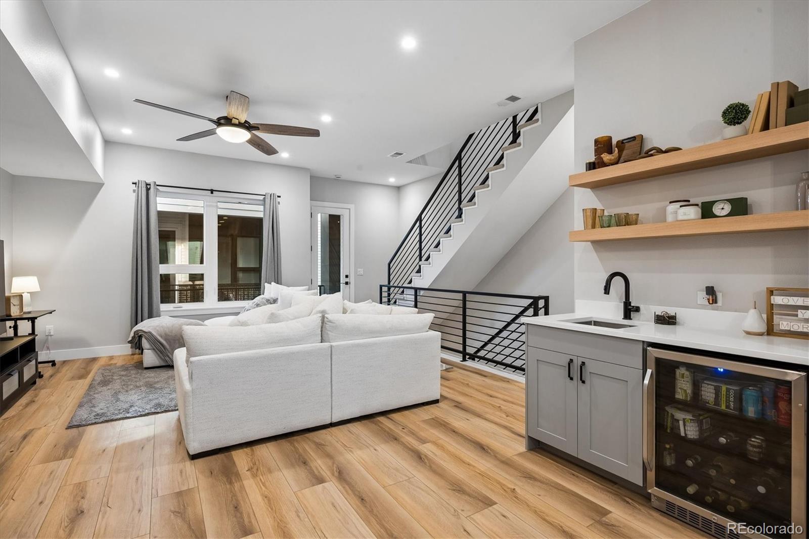 MLS Image #8 for 8260 e 36th avenue,denver, Colorado