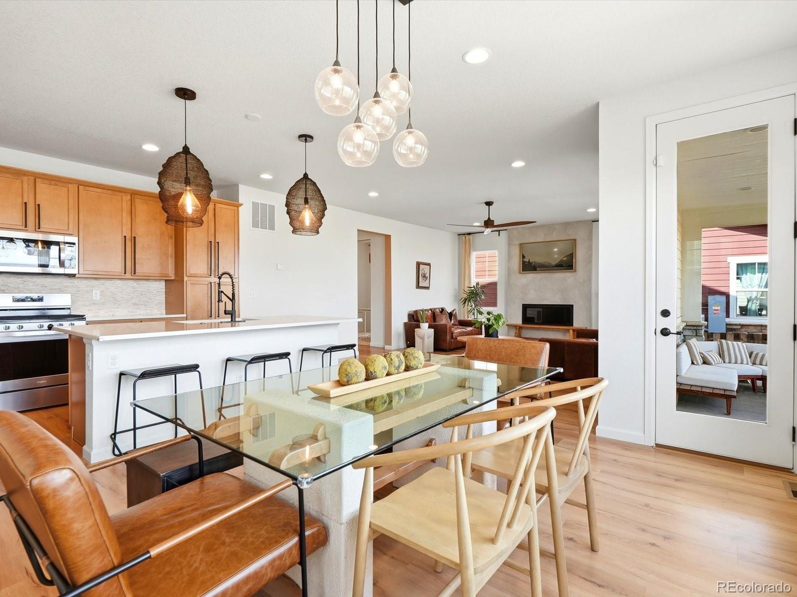 MLS Image #12 for 192 n patsburg street,aurora, Colorado