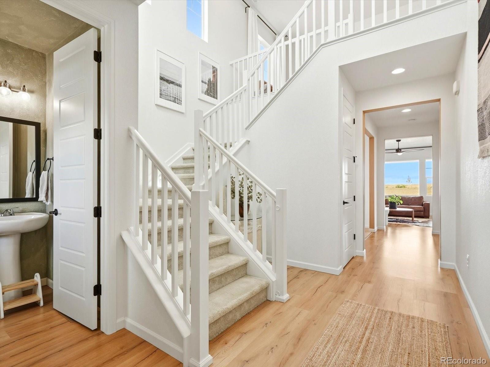MLS Image #2 for 192 n patsburg street,aurora, Colorado