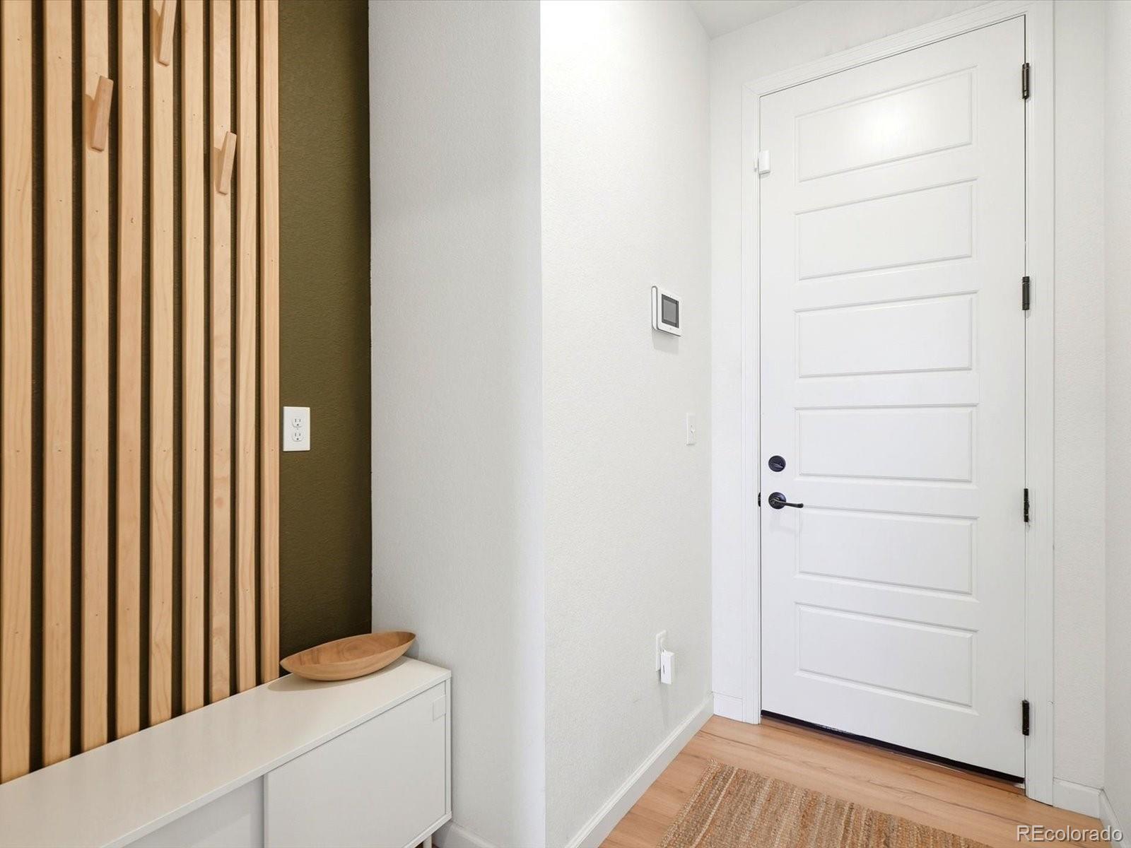 MLS Image #6 for 192 n patsburg street,aurora, Colorado