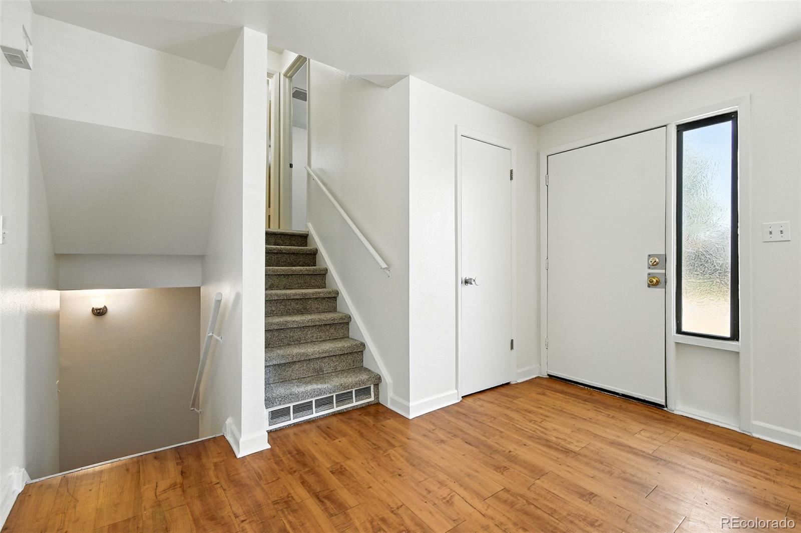 MLS Image #8 for 3207  carson street,aurora, Colorado
