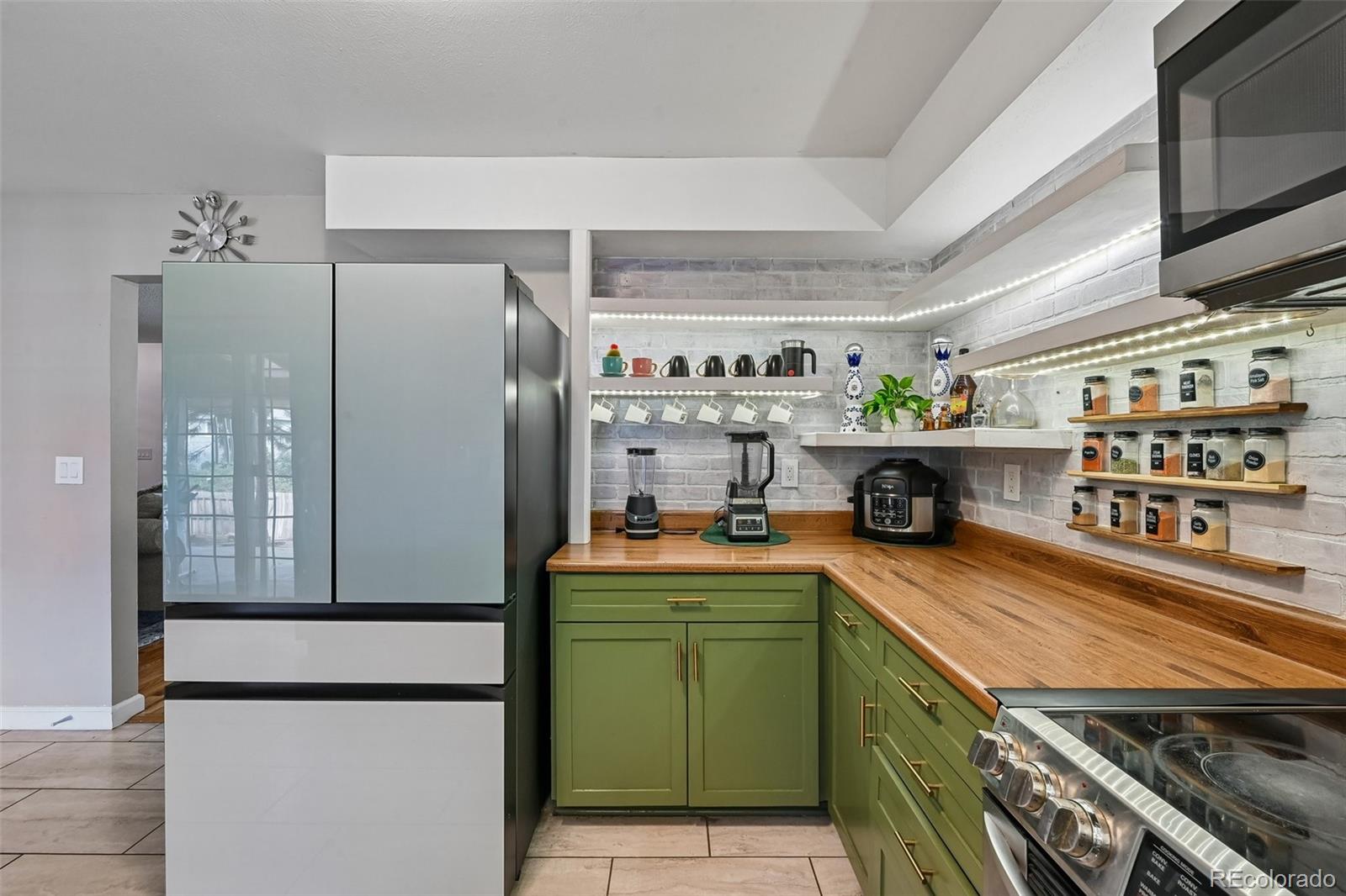 MLS Image #6 for 1149 s kittredge street,aurora, Colorado