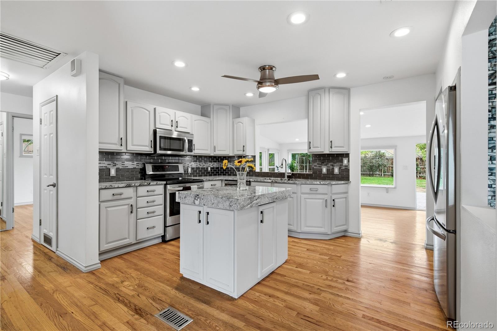 MLS Image #3 for 479 s harlan street,lakewood, Colorado