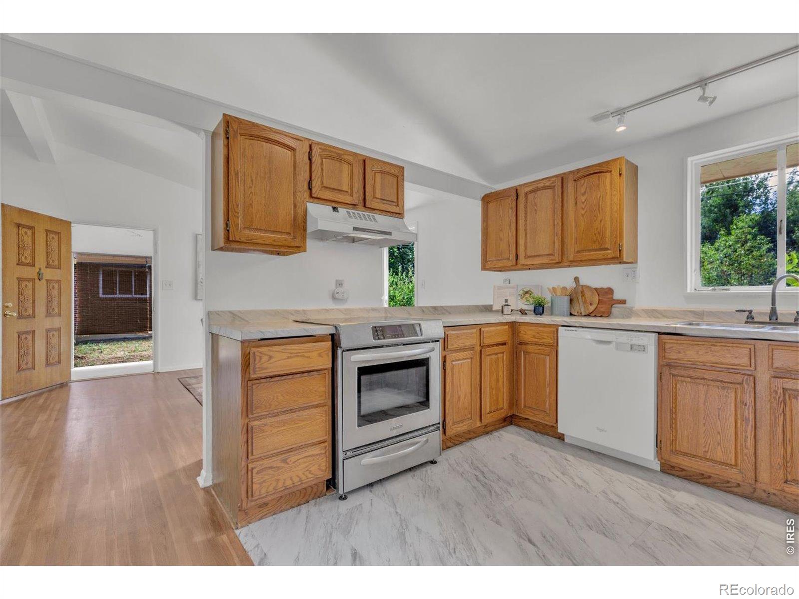 MLS Image #12 for 3360  dartmouth avenue,boulder, Colorado