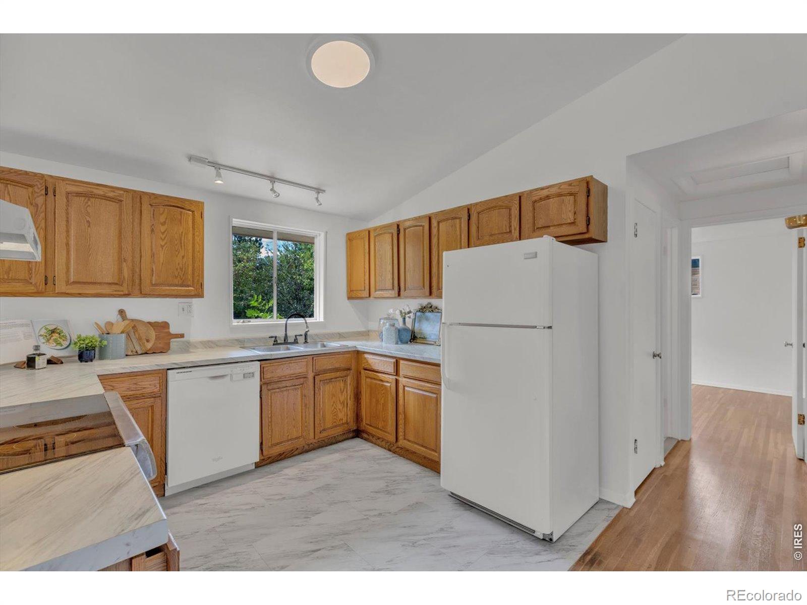 MLS Image #13 for 3360  dartmouth avenue,boulder, Colorado