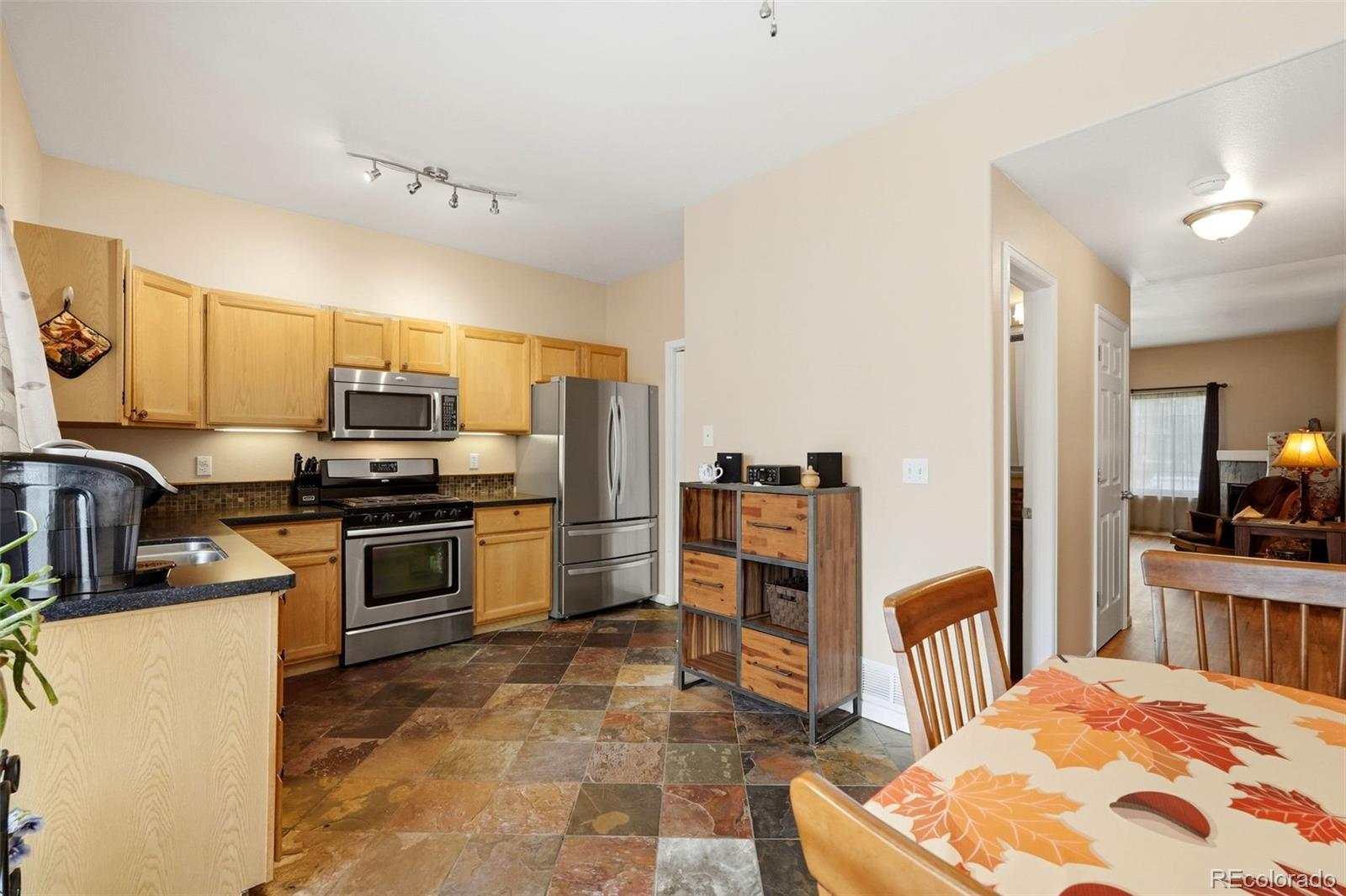 MLS Image #9 for 9609 w chatfield avenue,littleton, Colorado