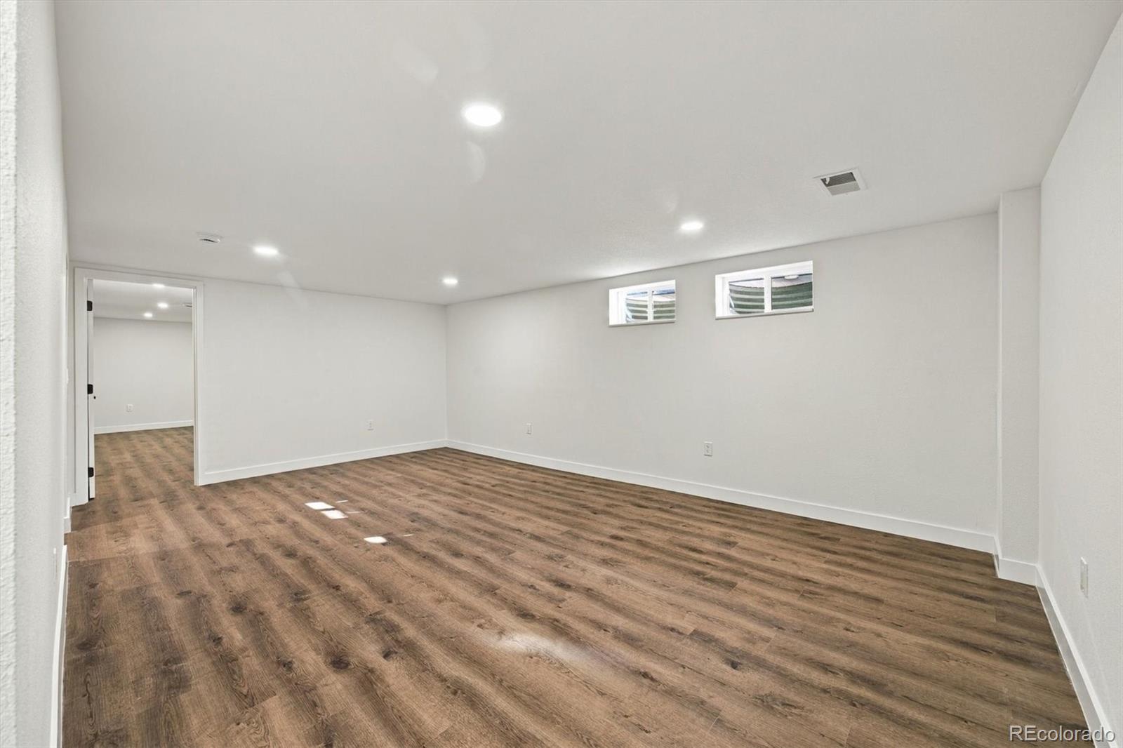MLS Image #16 for 13899 e 25th avenue,aurora, Colorado