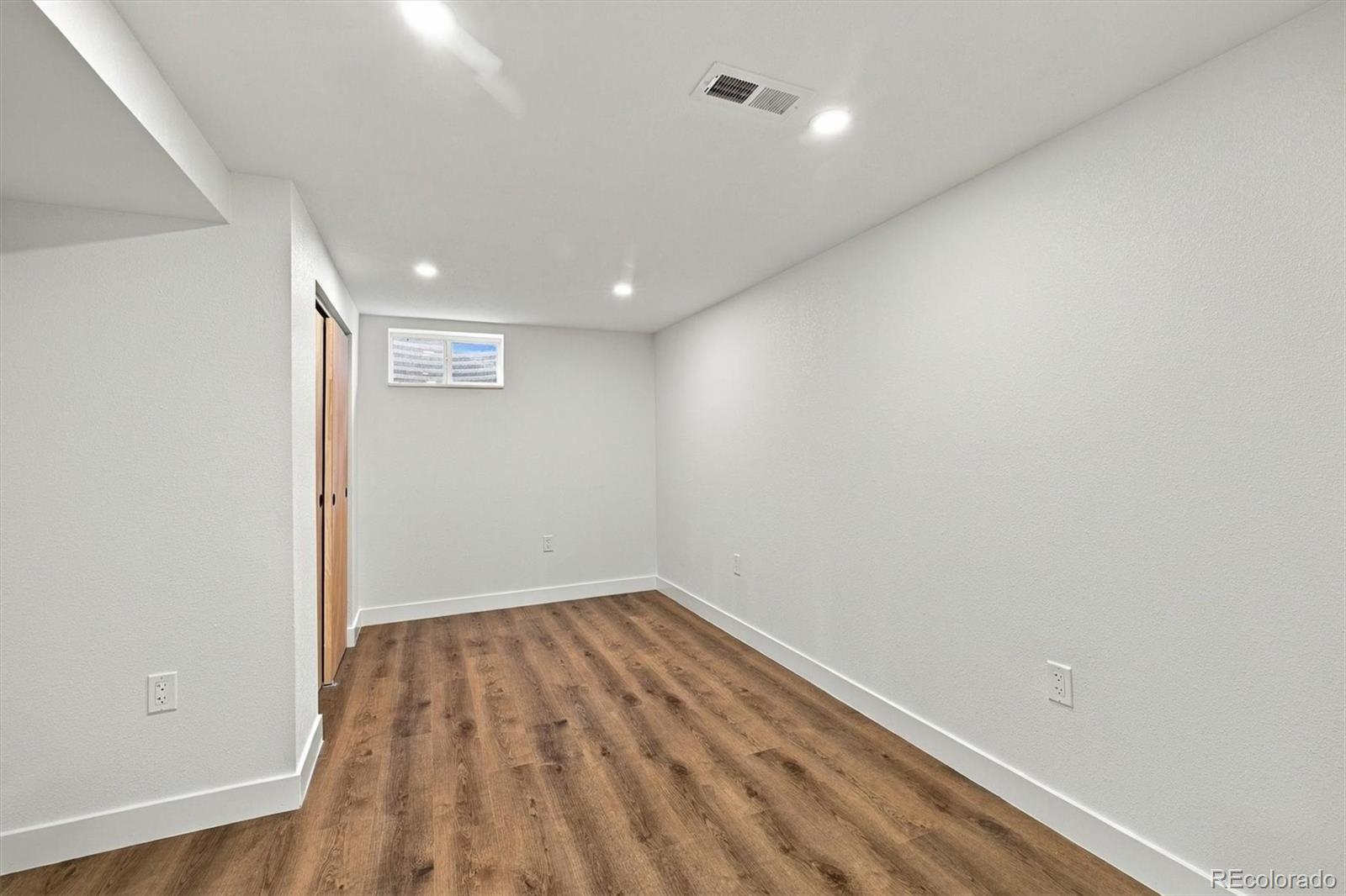 MLS Image #19 for 13899 e 25th avenue,aurora, Colorado
