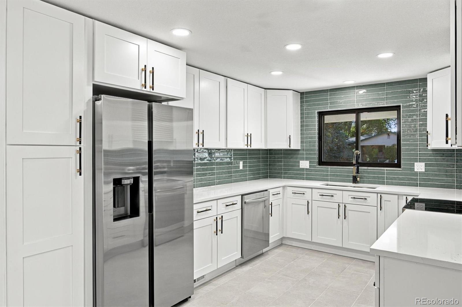 MLS Image #8 for 13899 e 25th avenue,aurora, Colorado