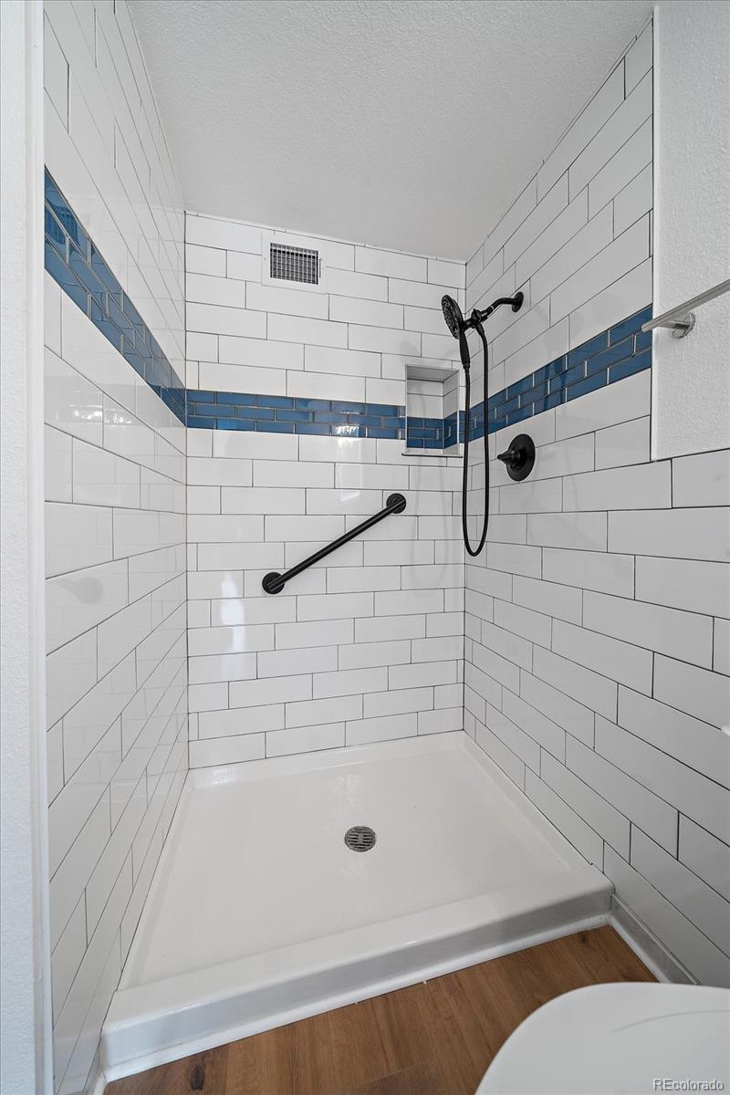 MLS Image #10 for 660 s alton way,denver, Colorado