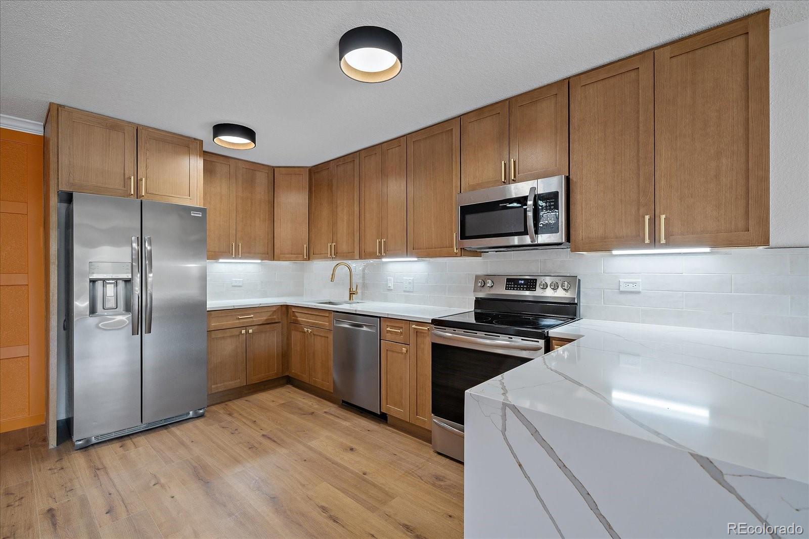 MLS Image #3 for 660 s alton way,denver, Colorado