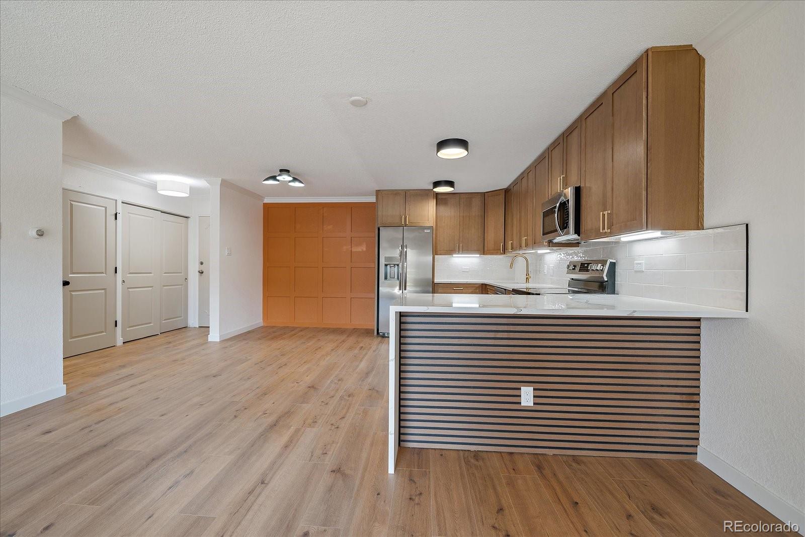 MLS Image #4 for 660 s alton way,denver, Colorado