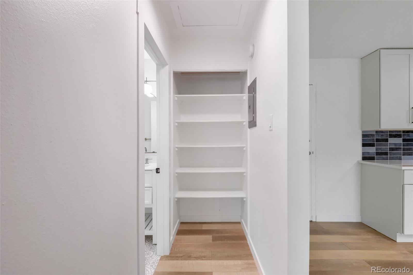 MLS Image #9 for 795 s alton way,denver, Colorado