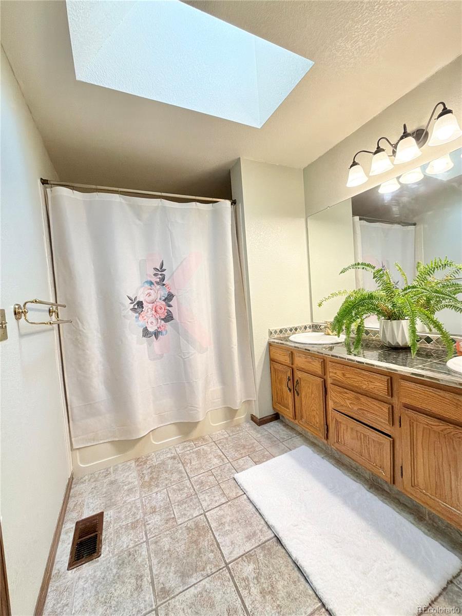 MLS Image #26 for 3635 s truckee way,aurora, Colorado