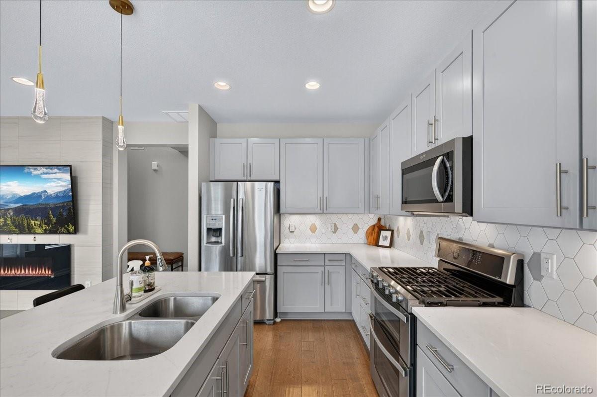 MLS Image #10 for 15441 w 64th place,arvada, Colorado