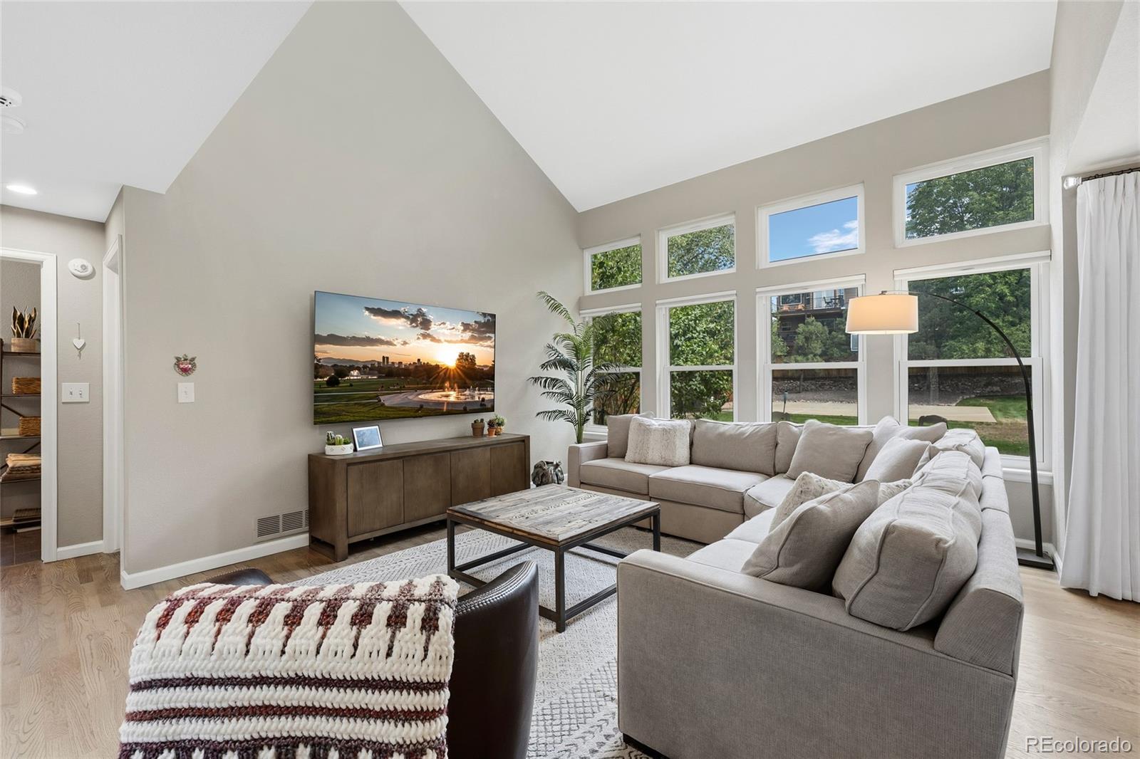 MLS Image #7 for 8970  green meadows drive,highlands ranch, Colorado