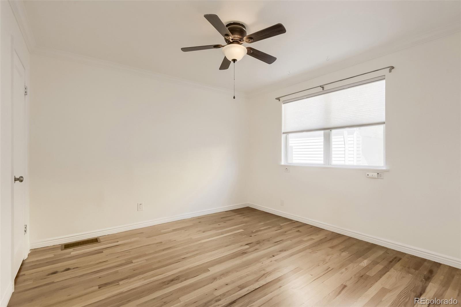 MLS Image #11 for 4751 e amherst avenue,denver, Colorado