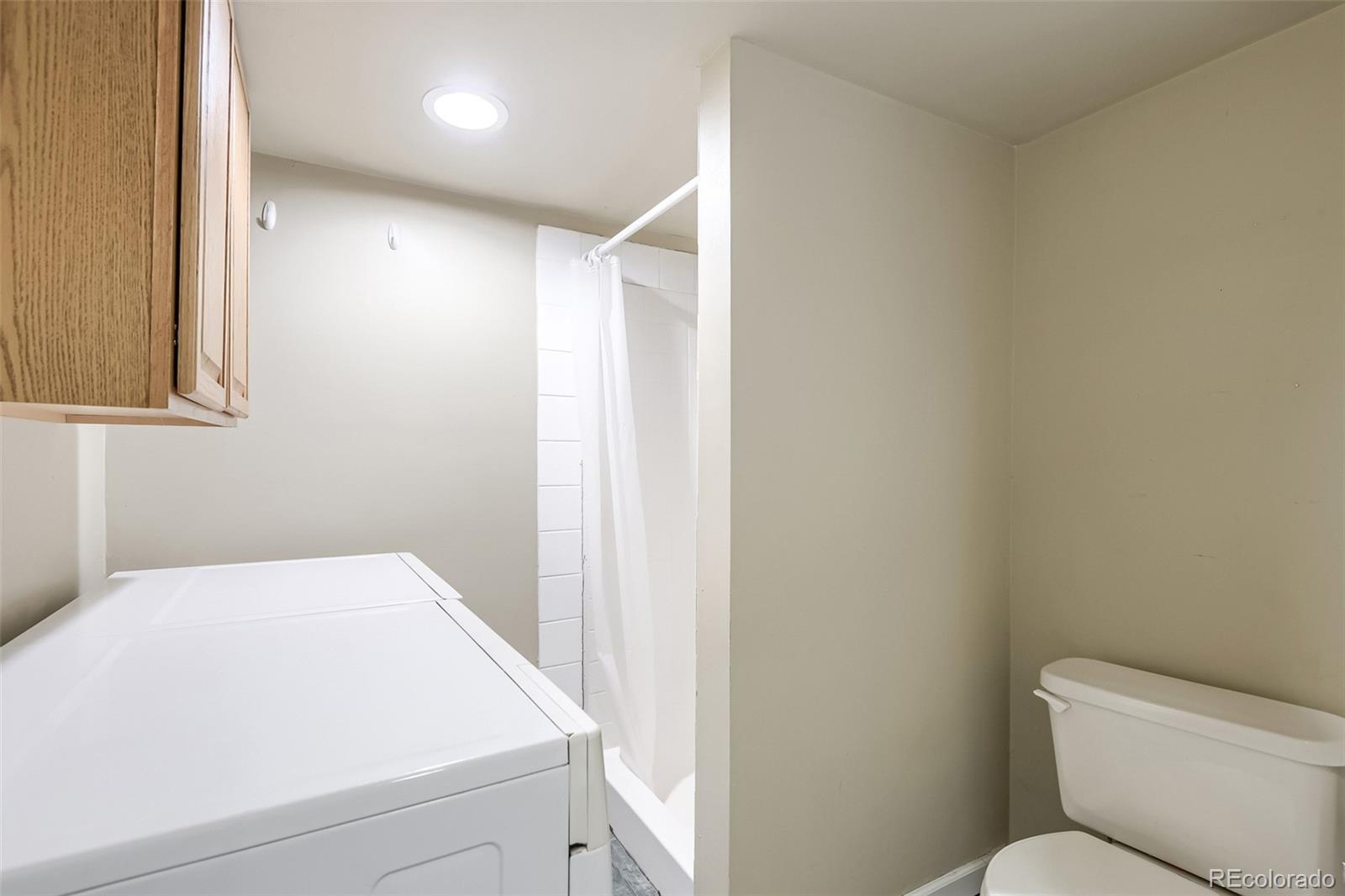 MLS Image #13 for 4751 e amherst avenue,denver, Colorado