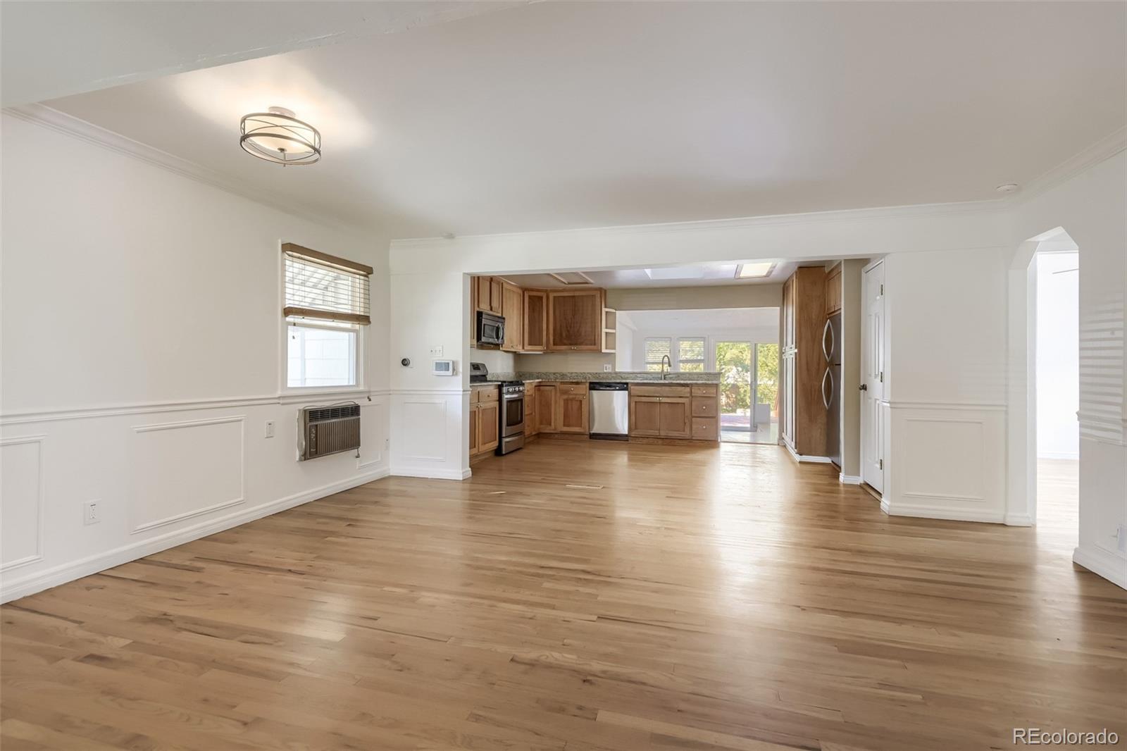 MLS Image #3 for 4751 e amherst avenue,denver, Colorado
