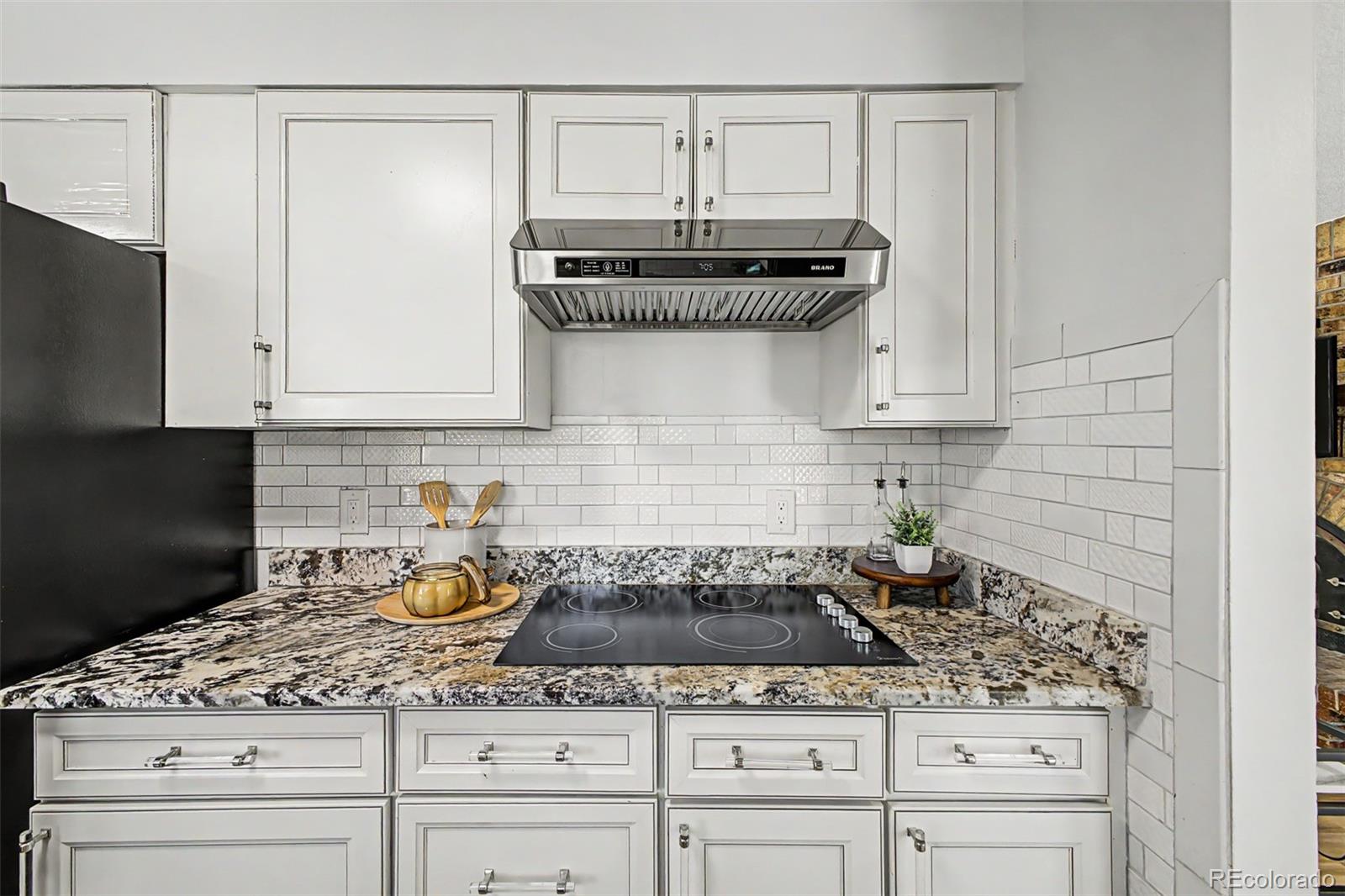 MLS Image #17 for 2137 s yarrow street,lakewood, Colorado