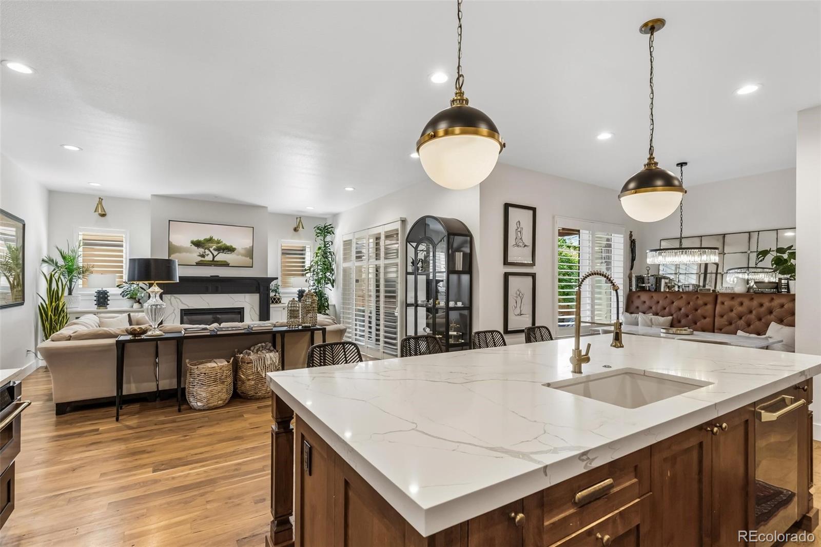MLS Image #10 for 1511 s milwaukee street,denver, Colorado