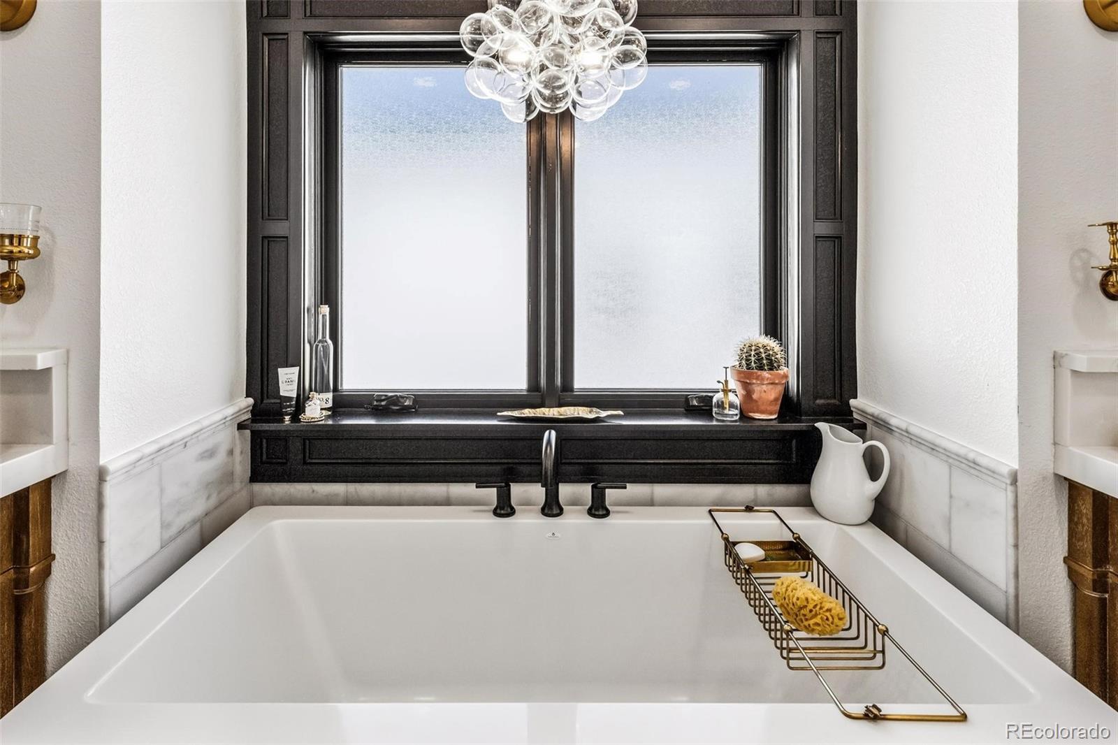 MLS Image #26 for 1511 s milwaukee street,denver, Colorado