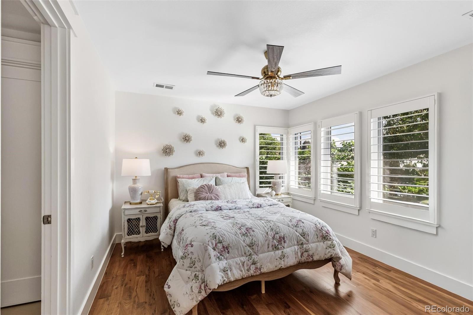 MLS Image #28 for 1511 s milwaukee street,denver, Colorado