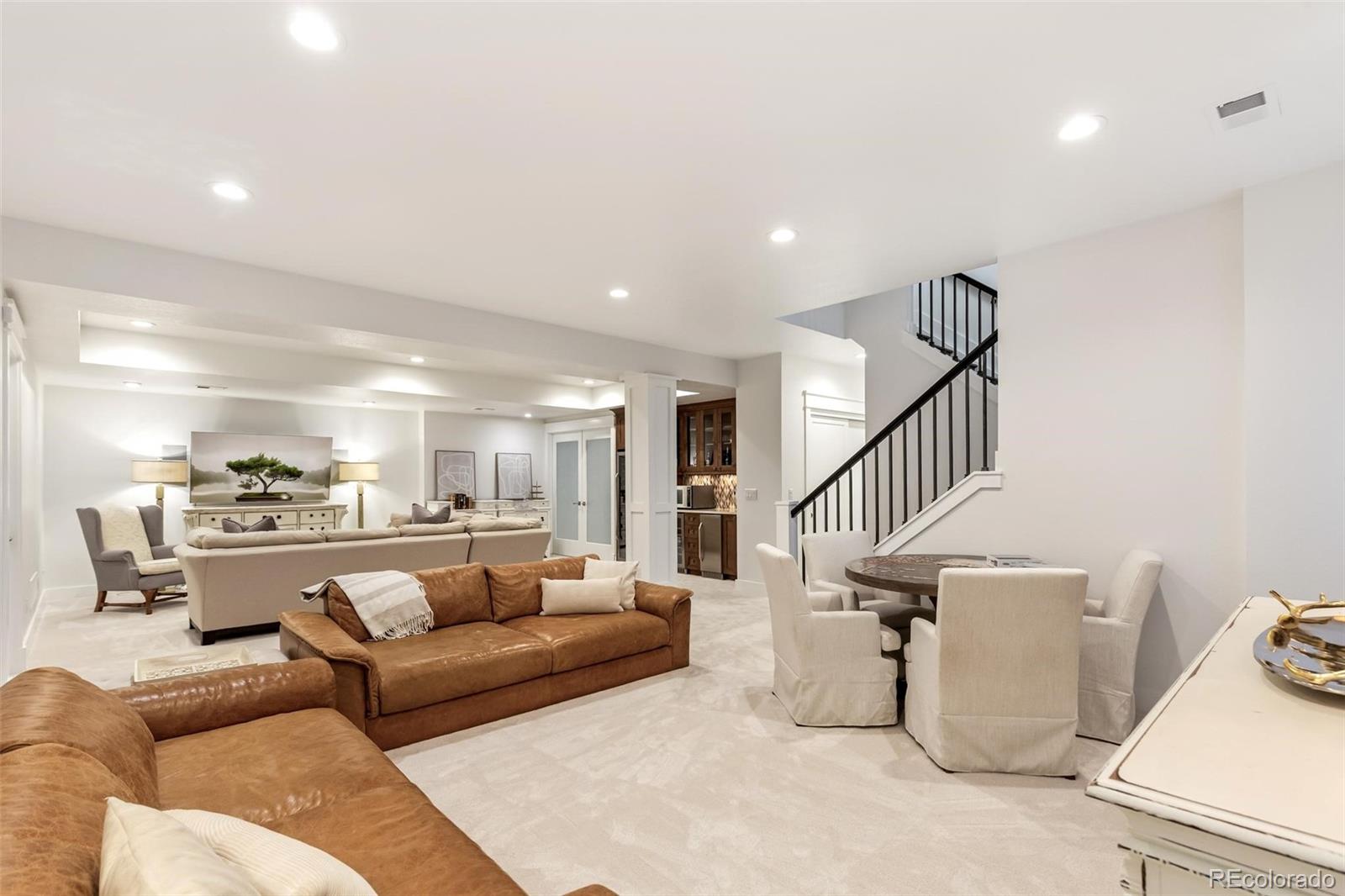 MLS Image #35 for 1511 s milwaukee street,denver, Colorado