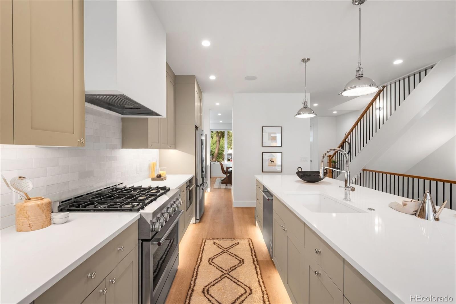 MLS Image #20 for 2940 s cherokee street,englewood, Colorado