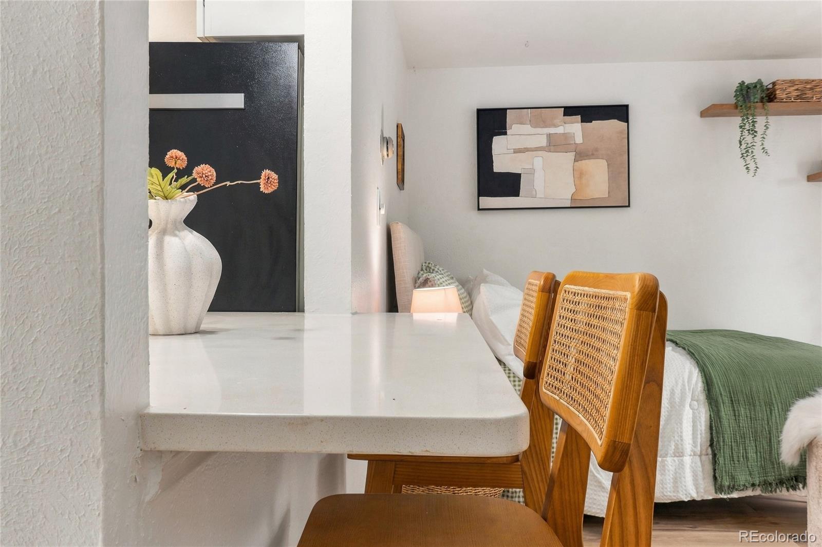MLS Image #10 for 1270 n marion street,denver, Colorado