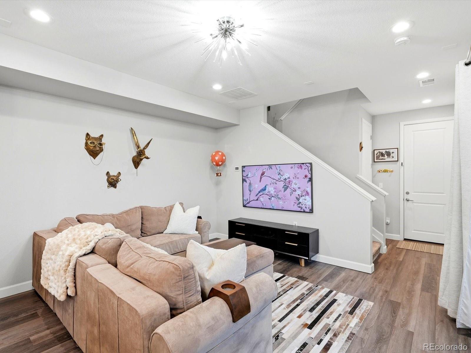 MLS Image #10 for 23501 e 5th drive ,aurora, Colorado