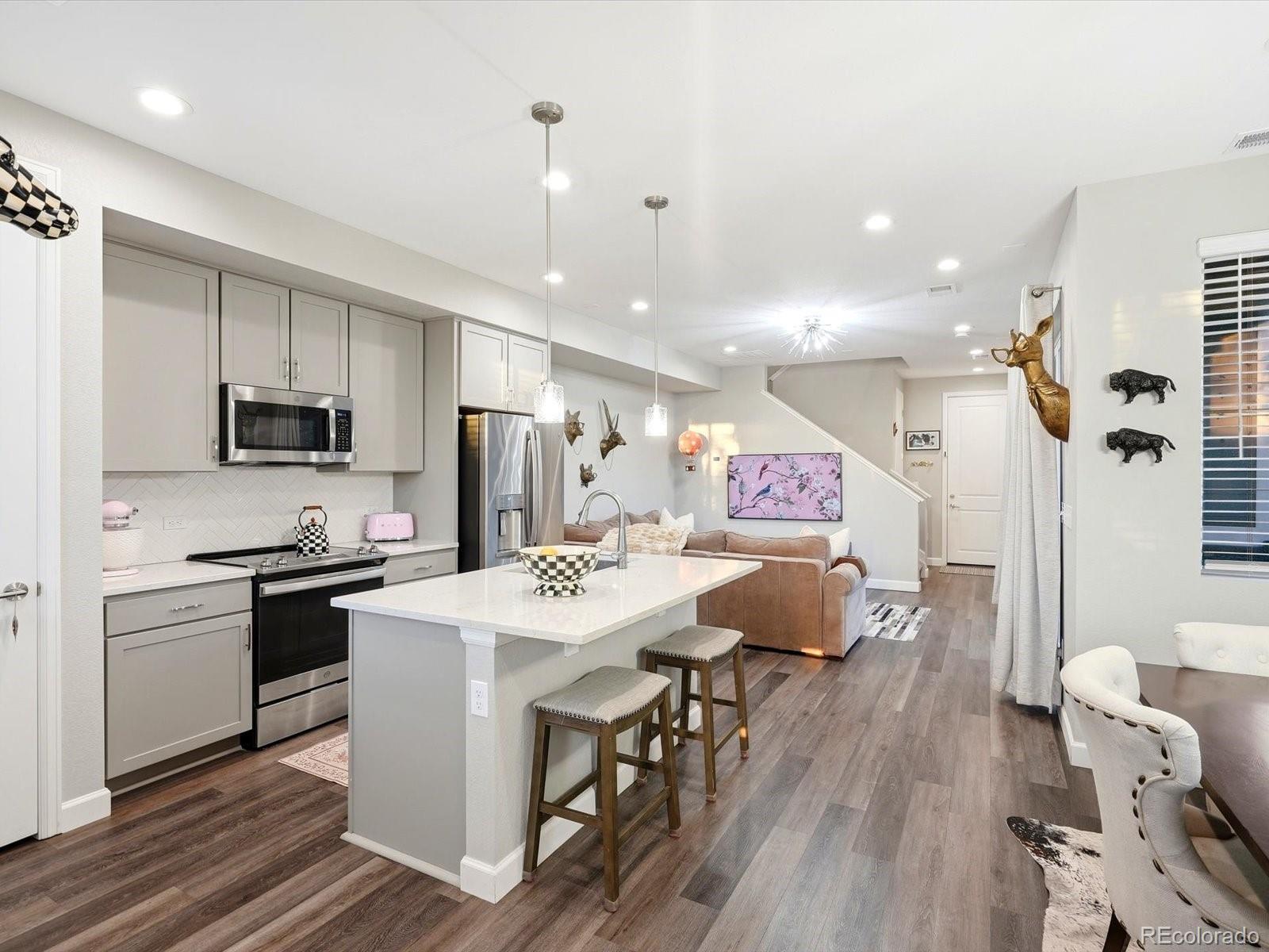 MLS Image #6 for 23501 e 5th drive ,aurora, Colorado